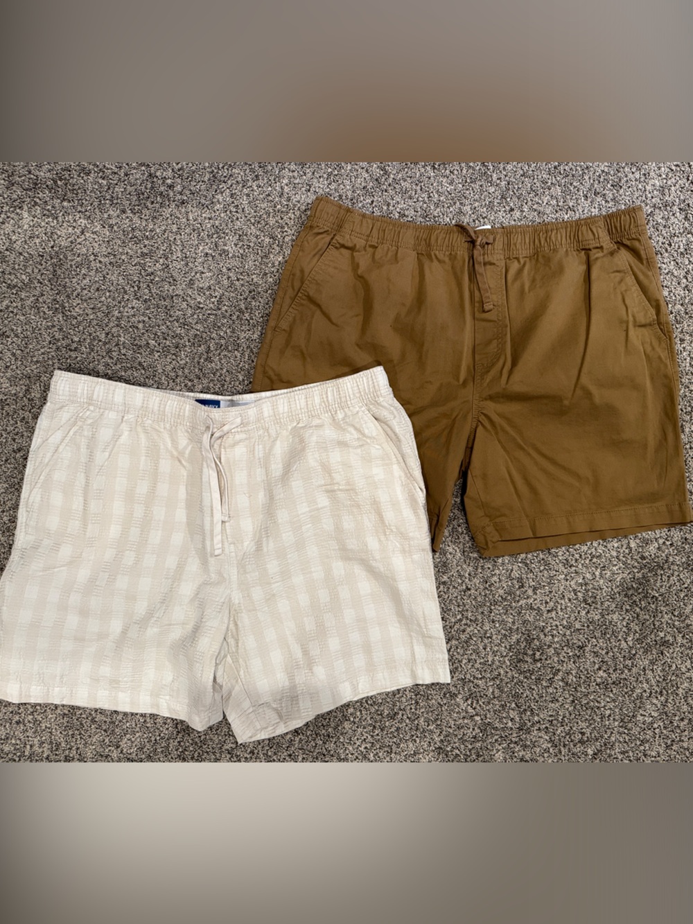 Old Navy Men's Shorts — Brown & Cream Pair